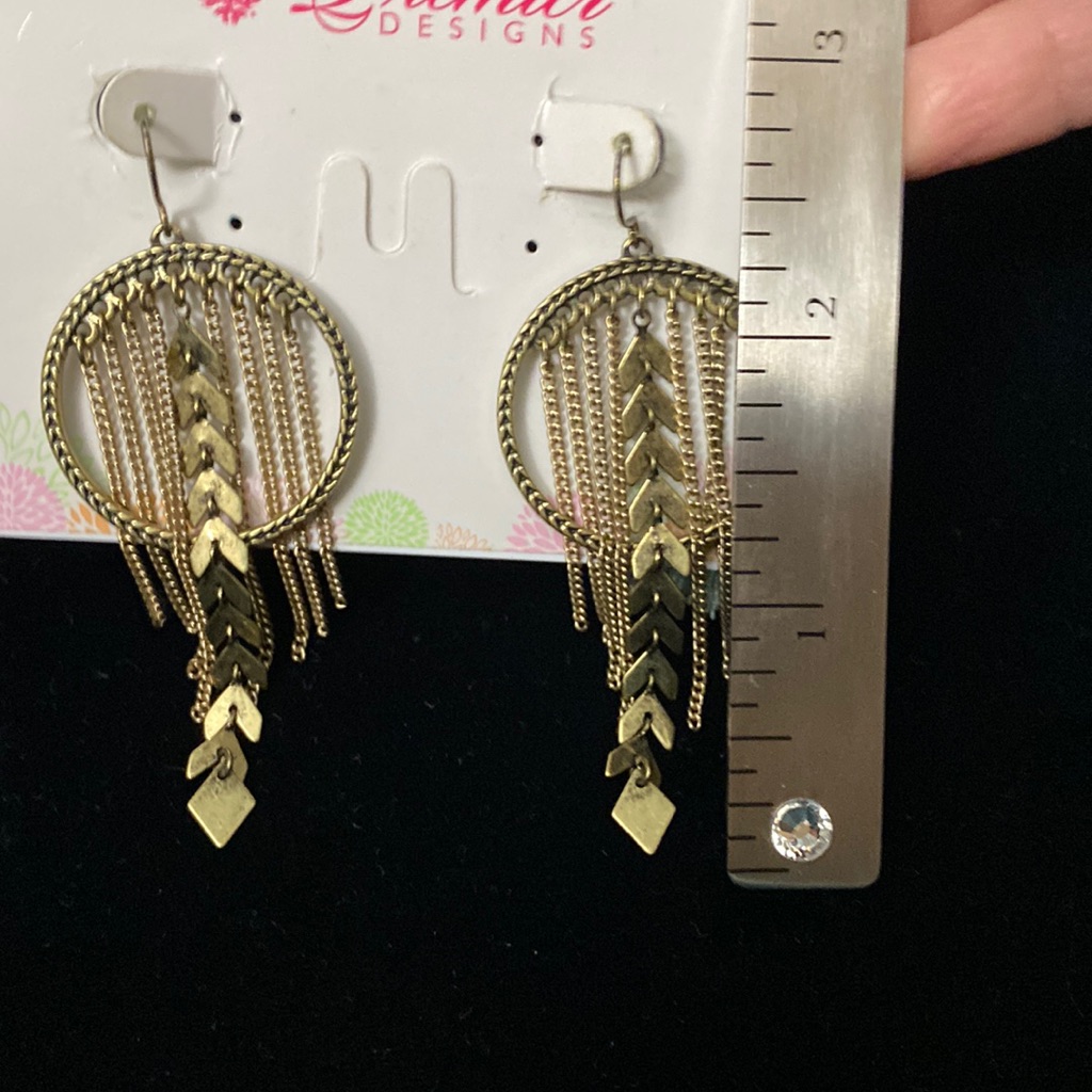 42e Premier Designs Frolic Earrings 15$